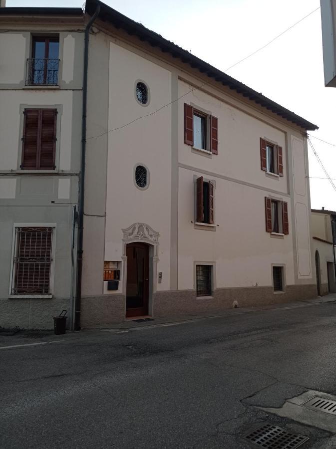 شقة House Piazza Vittoria Medole المظهر الخارجي الصورة